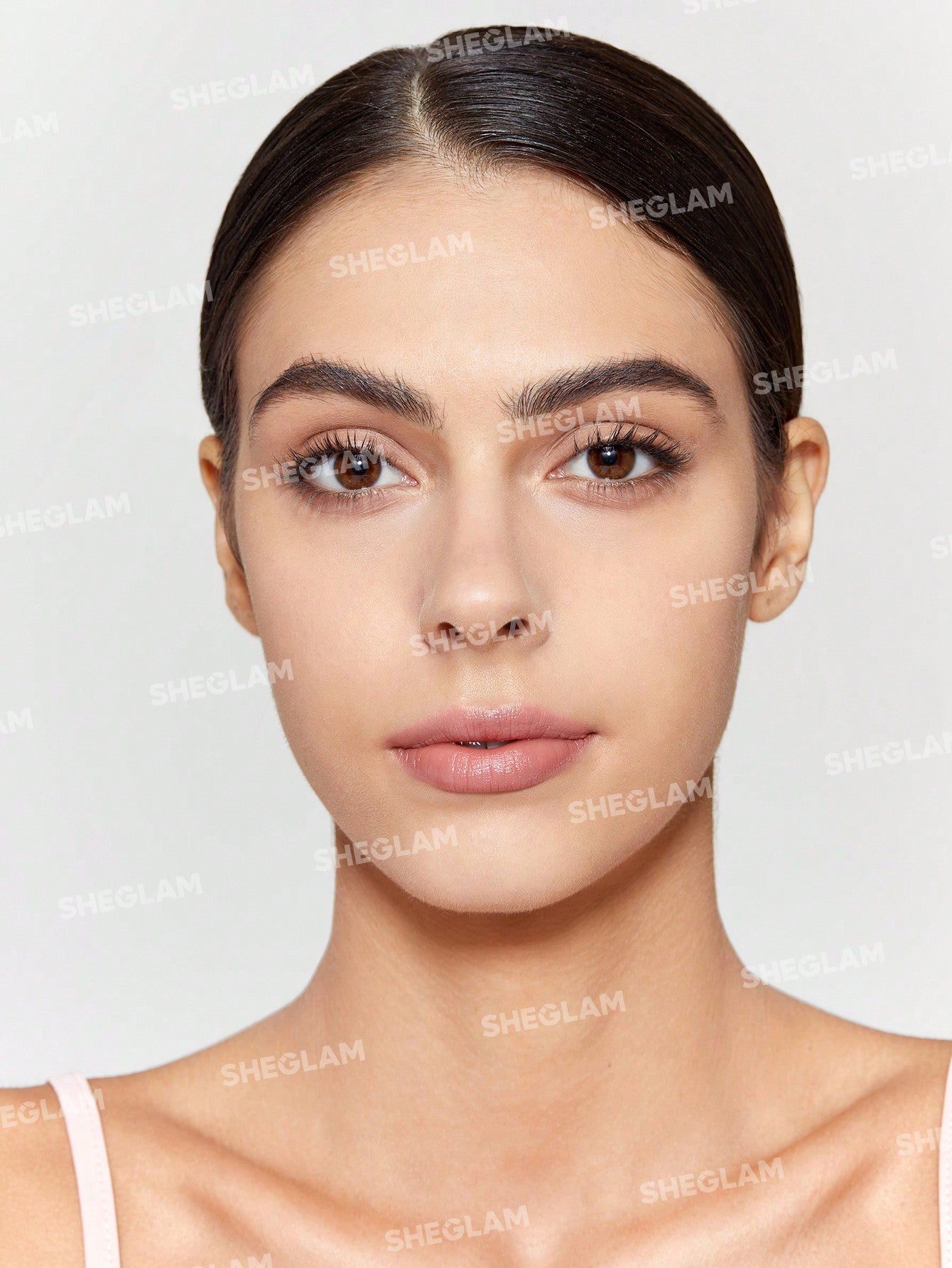 SHEGLAM Matte Fresh Setting Spray - white