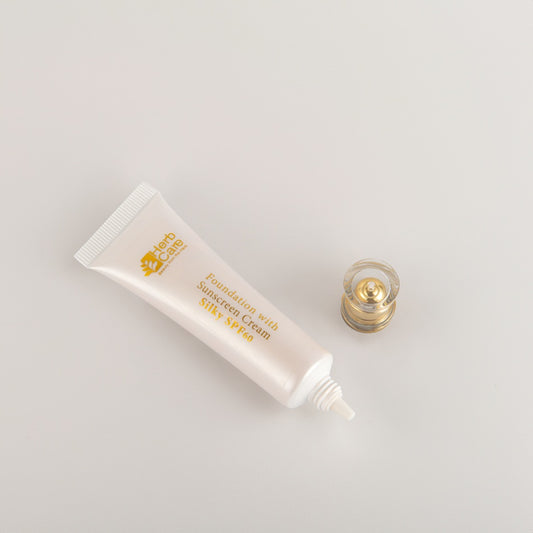 HERBCARE SILK FOUNDATION WITH SUNSCREEN CREAM SPF60 15G