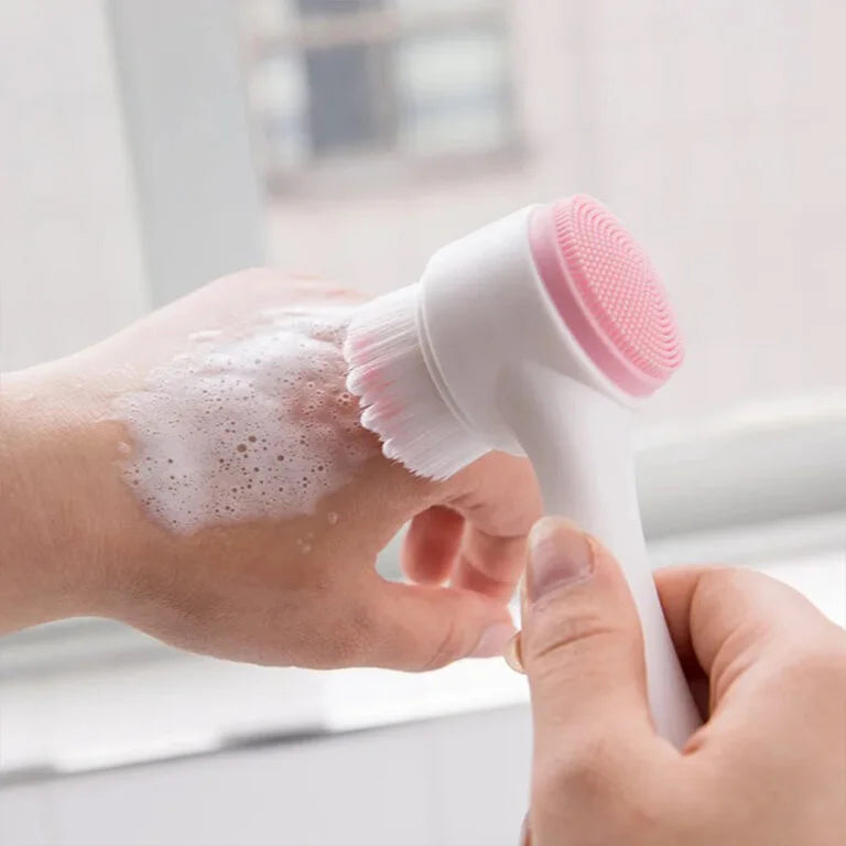 DOUBLE SIDED FACIAL CLEANSER BRUSH